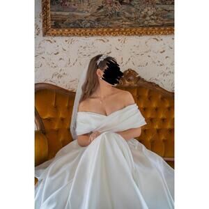 Bridal Headpiece - Elegant Bridal Crystal and Pearl Headband Tiara